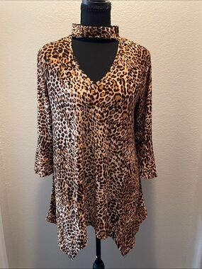 Leopard Print V-Neck Tunic with Choker in Brown